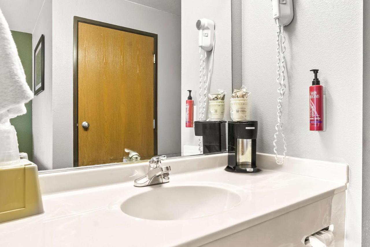  | SureStay Plus Hotel by Best Western Bettendorf