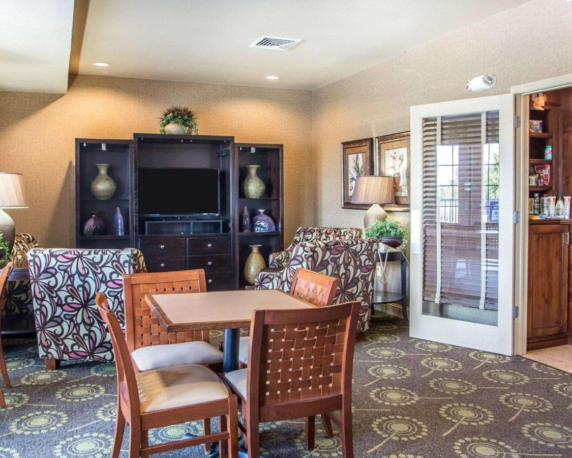 | MainStay Suites St Robert-Fort Leonard Wood