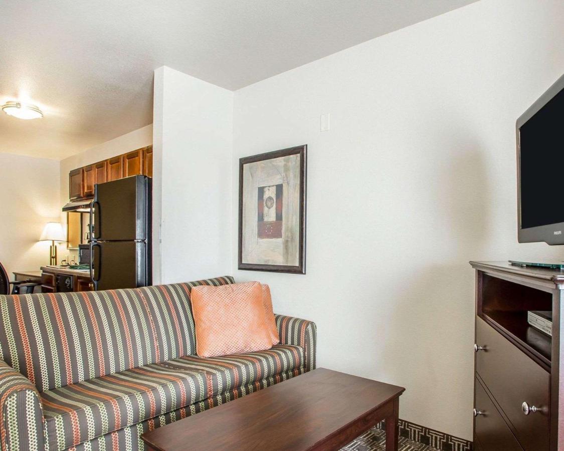 | MainStay Suites St Robert-Fort Leonard Wood
