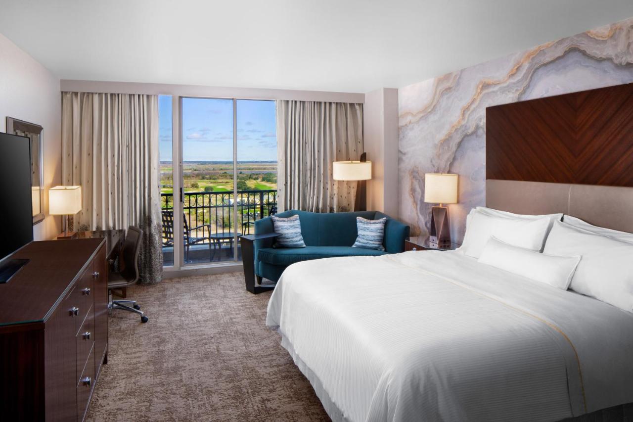 Guest room, 1 King, Golf view, Balcony at The Westin Savannah Harbor Golf Resort & Spa