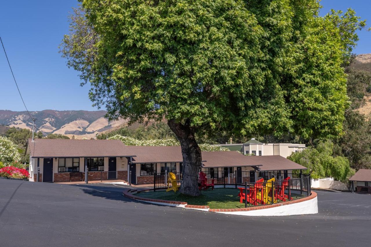 | Peach Tree Inn