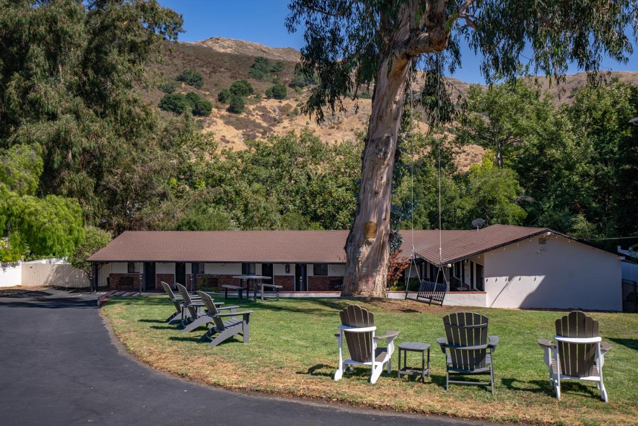 | Peach Tree Inn