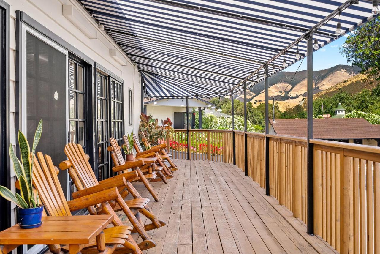 | Peach Tree Inn