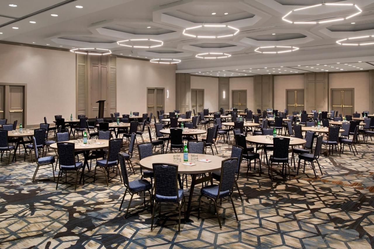 | Boston Marriott Burlington