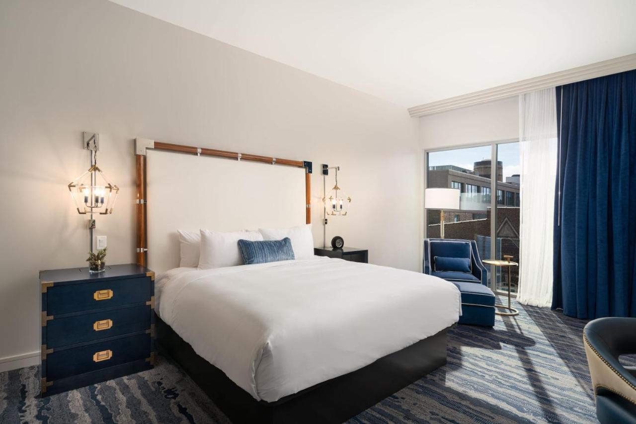 King Room with City View at JW Marriott Savannah Plant Riverside District