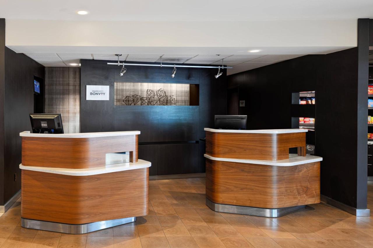  | Courtyard Cincinnati Blue Ash