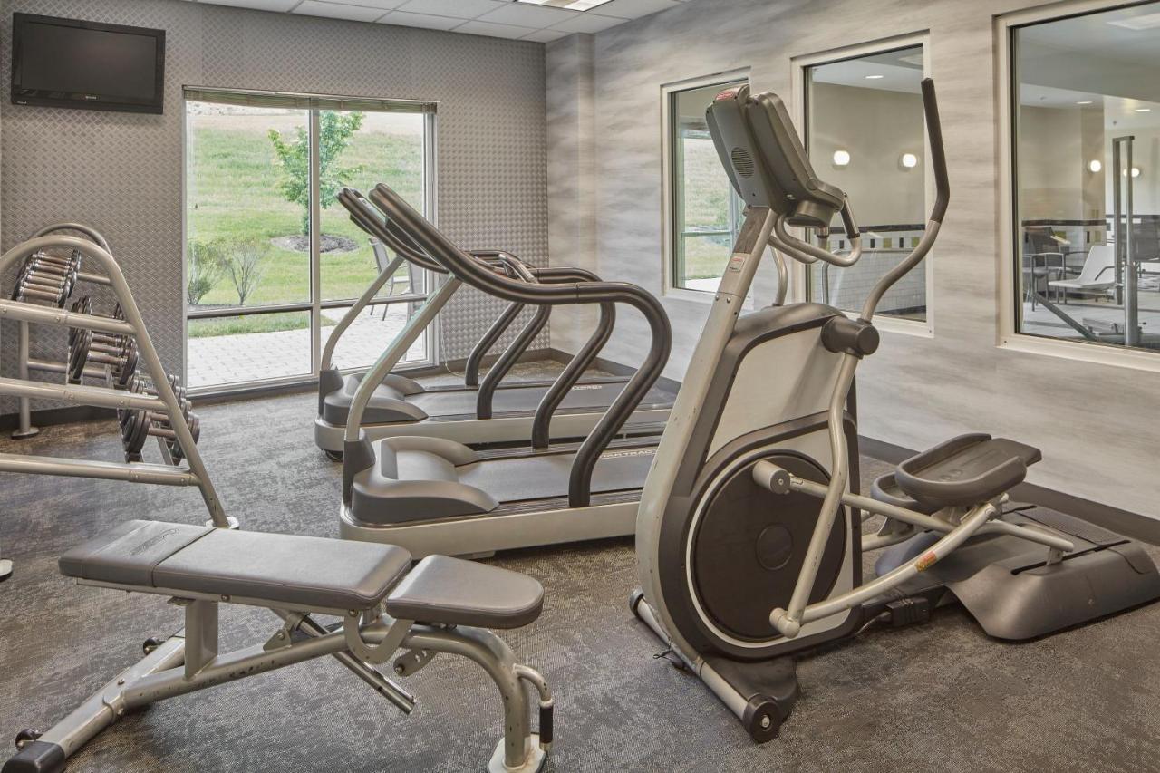 | Fairfield Inn & Suites Bedford