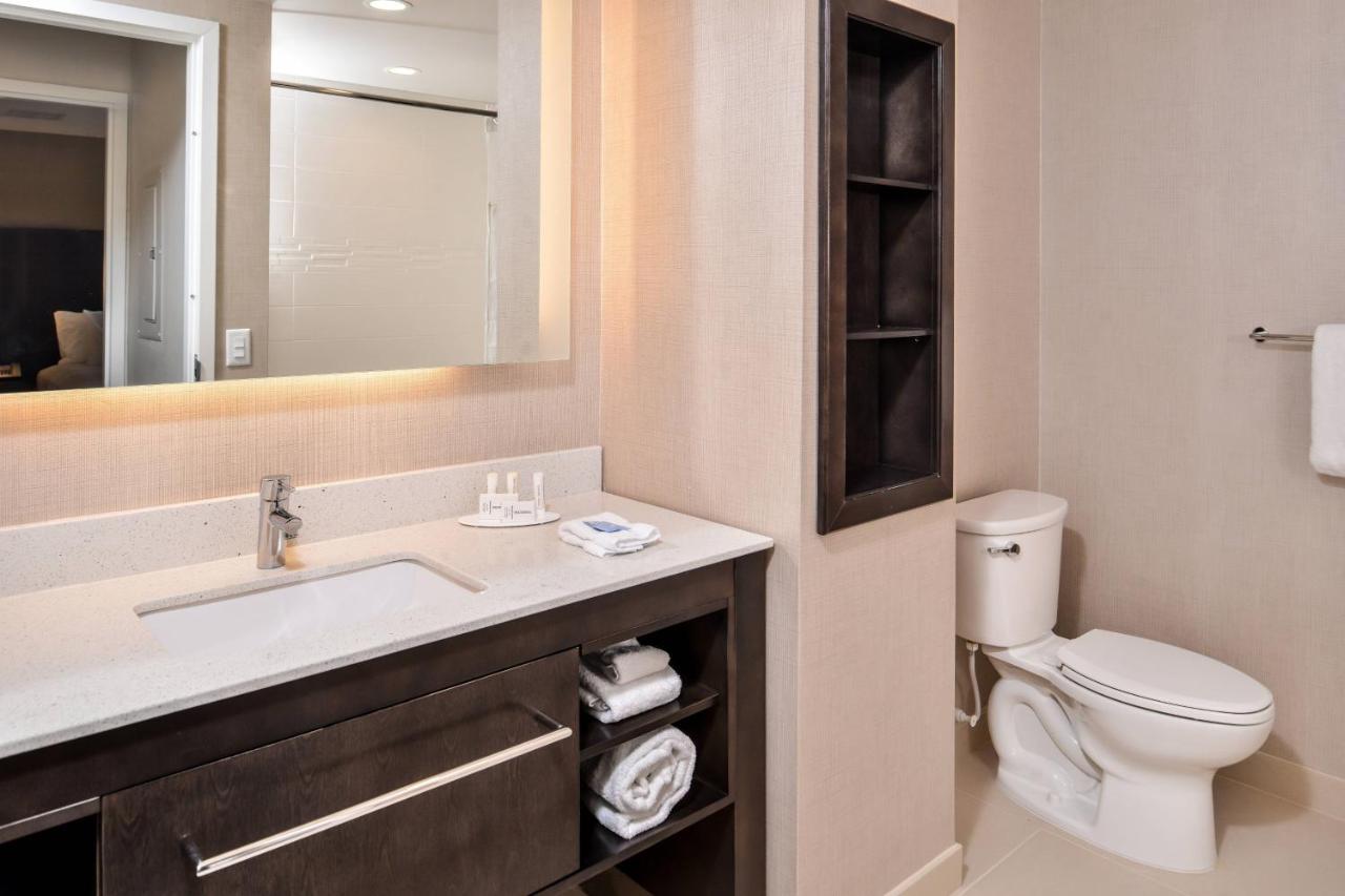 | Residence Inn by Marriott Charlotte Northlake
