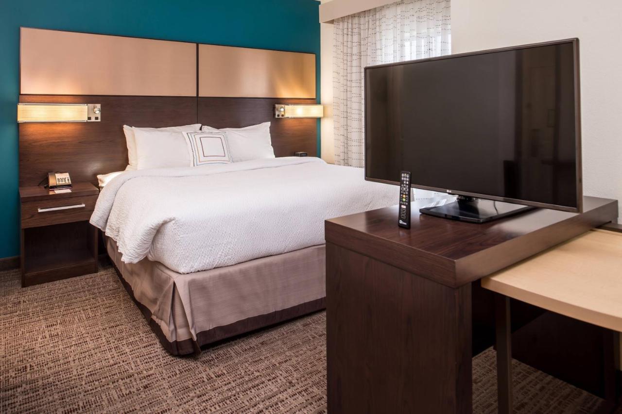 | Fairfield Inn & Suites St Louis Westport