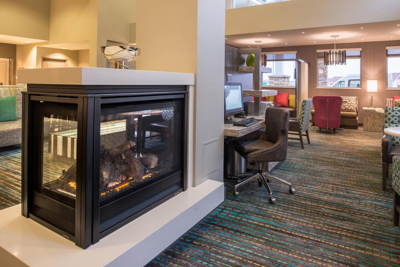 | Fairfield Inn & Suites St Louis Westport