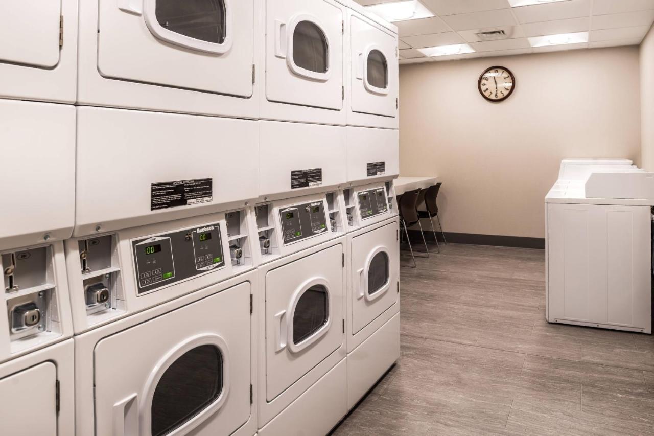 | Fairfield Inn & Suites St Louis Westport