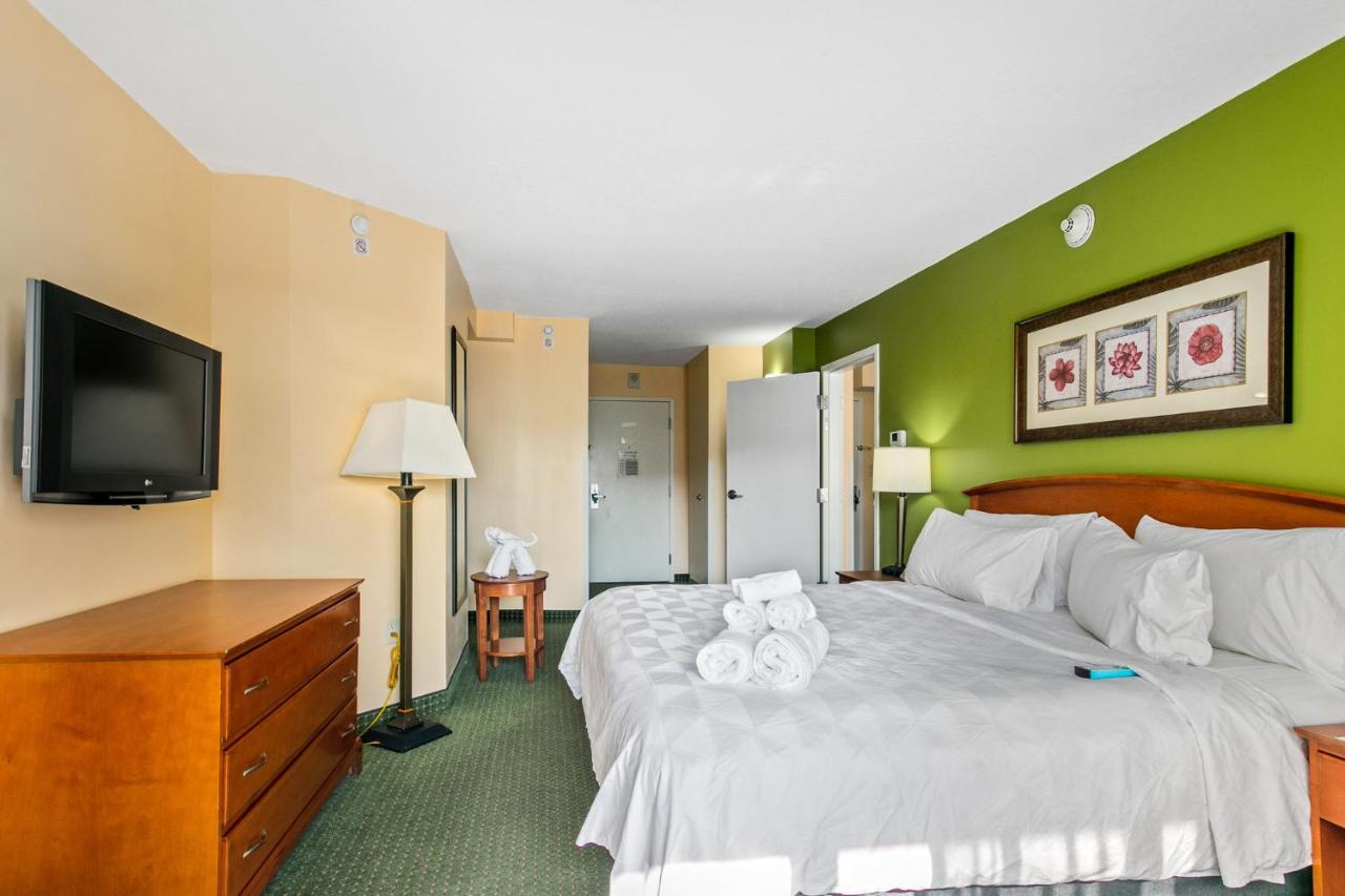 | Holiday Inn & Suites Clearwater Beach, an IHG Hotel