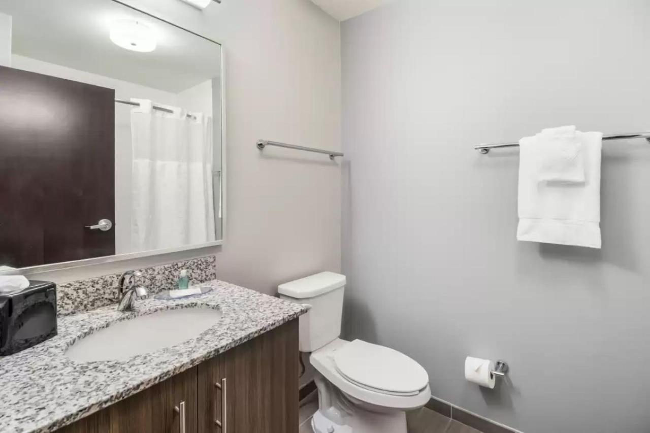 Queen Suite with Two Queen Beds - Non-Smoking at MainStay Suites at Discovery Park of America