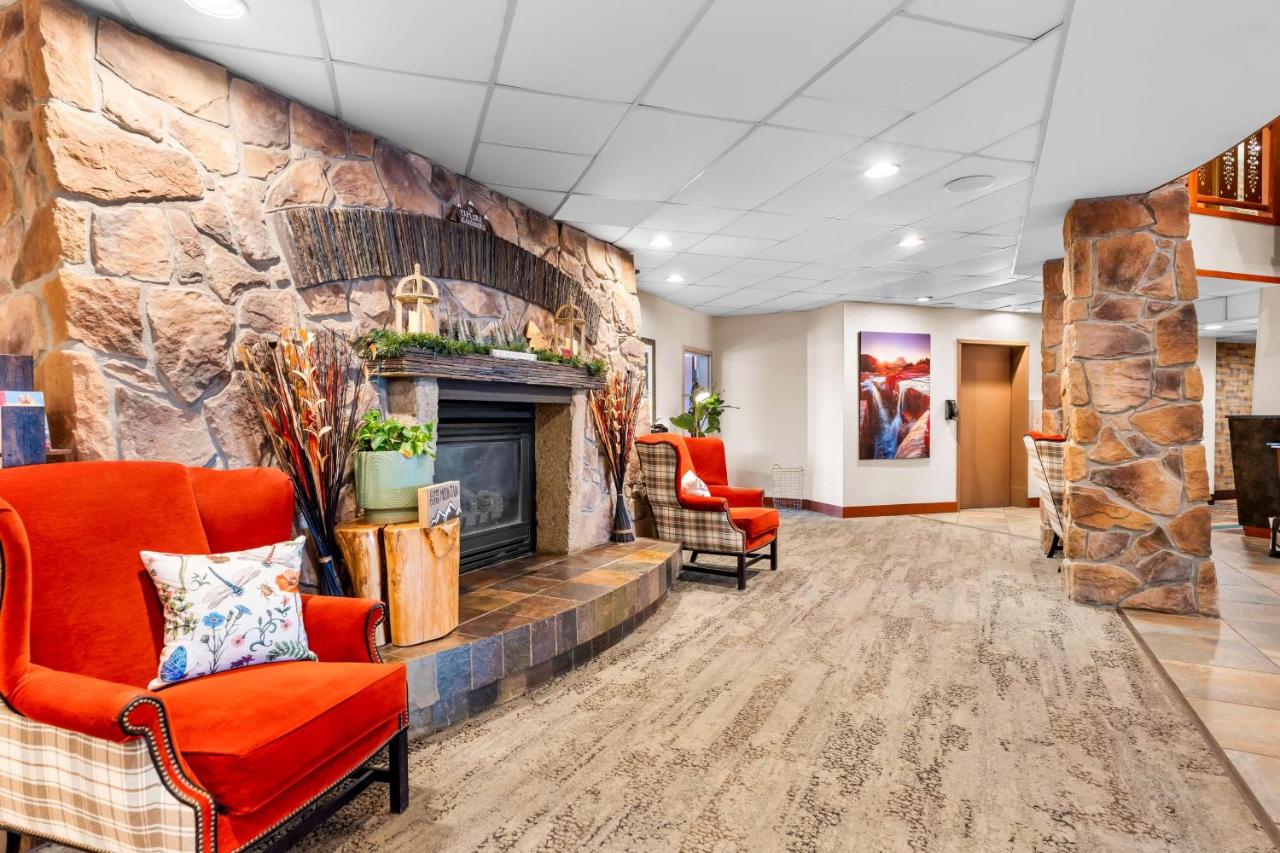 | Best Western Rocky Mountain Lodge