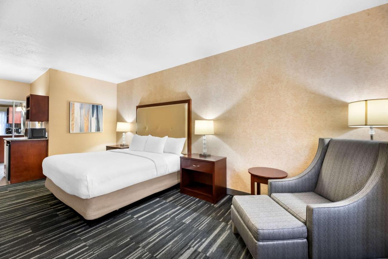 King Room - Non-Smoking at Best Western Plus Abbey Inn