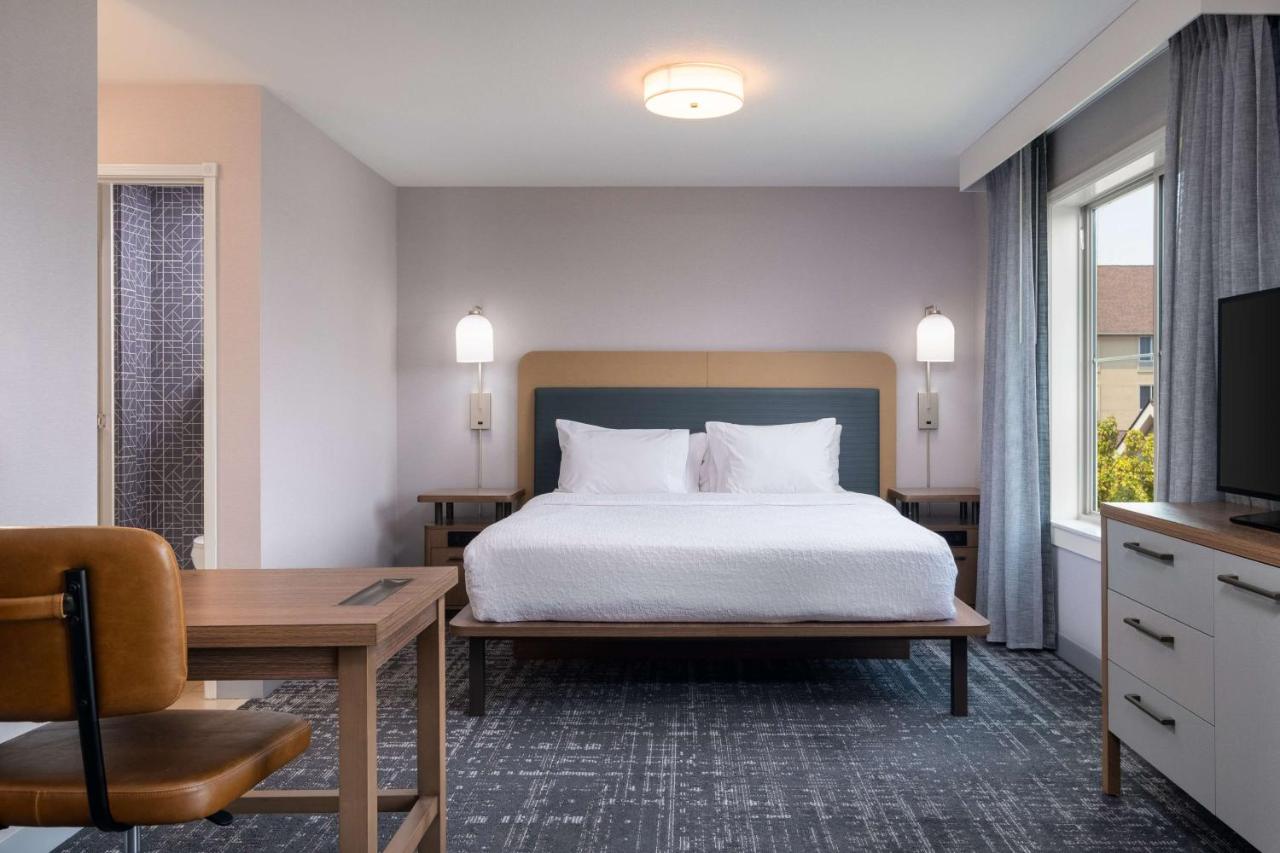 King Studio - Hearing Accessible - Non-Smoking at Homewood Suites Medford