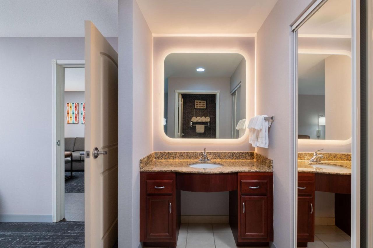 King Suite - Hearing Accessible - Non-Smoking at Homewood Suites Medford