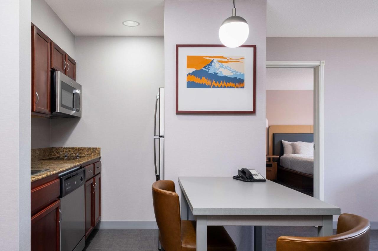 One-Bedroom Queen Suite at Homewood Suites Medford