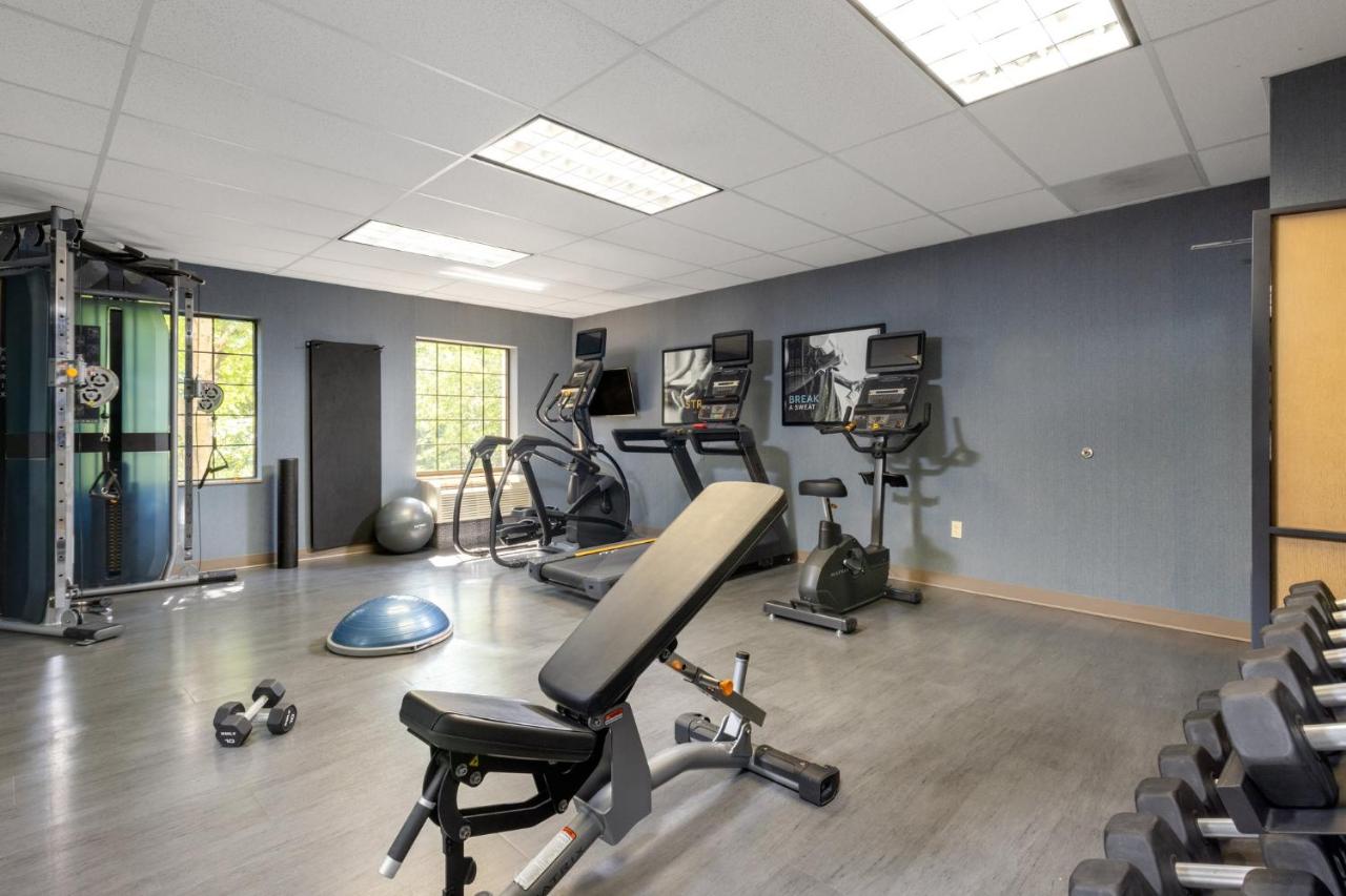 | Staybridge Suites Bentonville-Rogers, an IHG Hotel