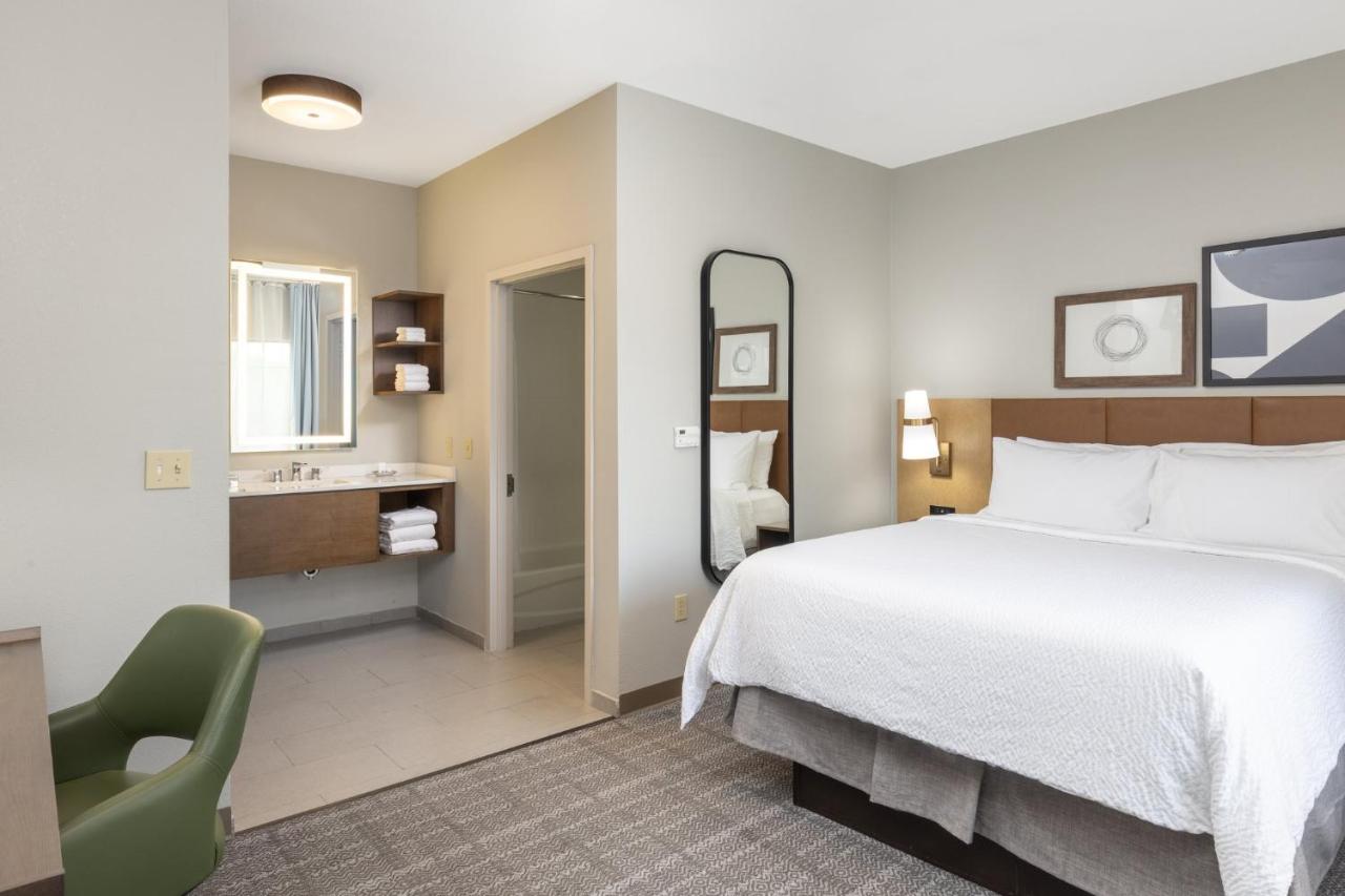 One-Bedroom King Suite at Staybridge Suites Bentonville-Rogers by IHG