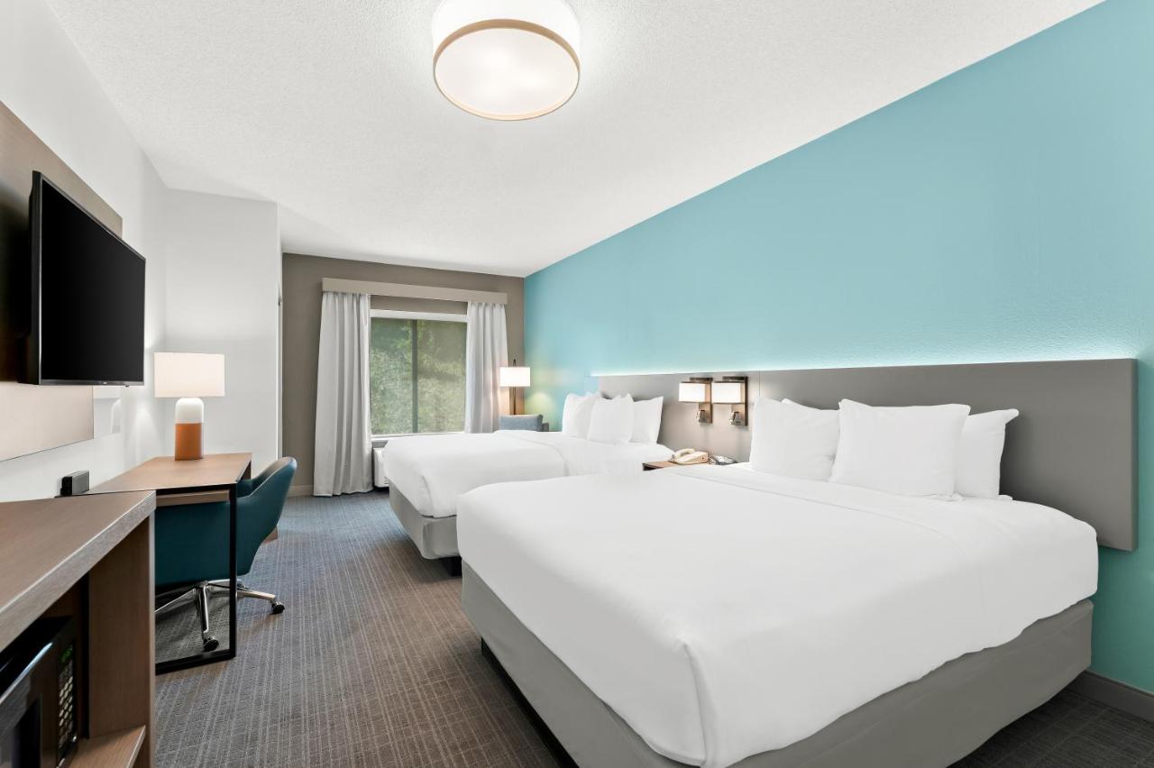 Queen Room with Two Queen Beds - Non-Smoking at Comfort Inn & Suites Tunkhannock