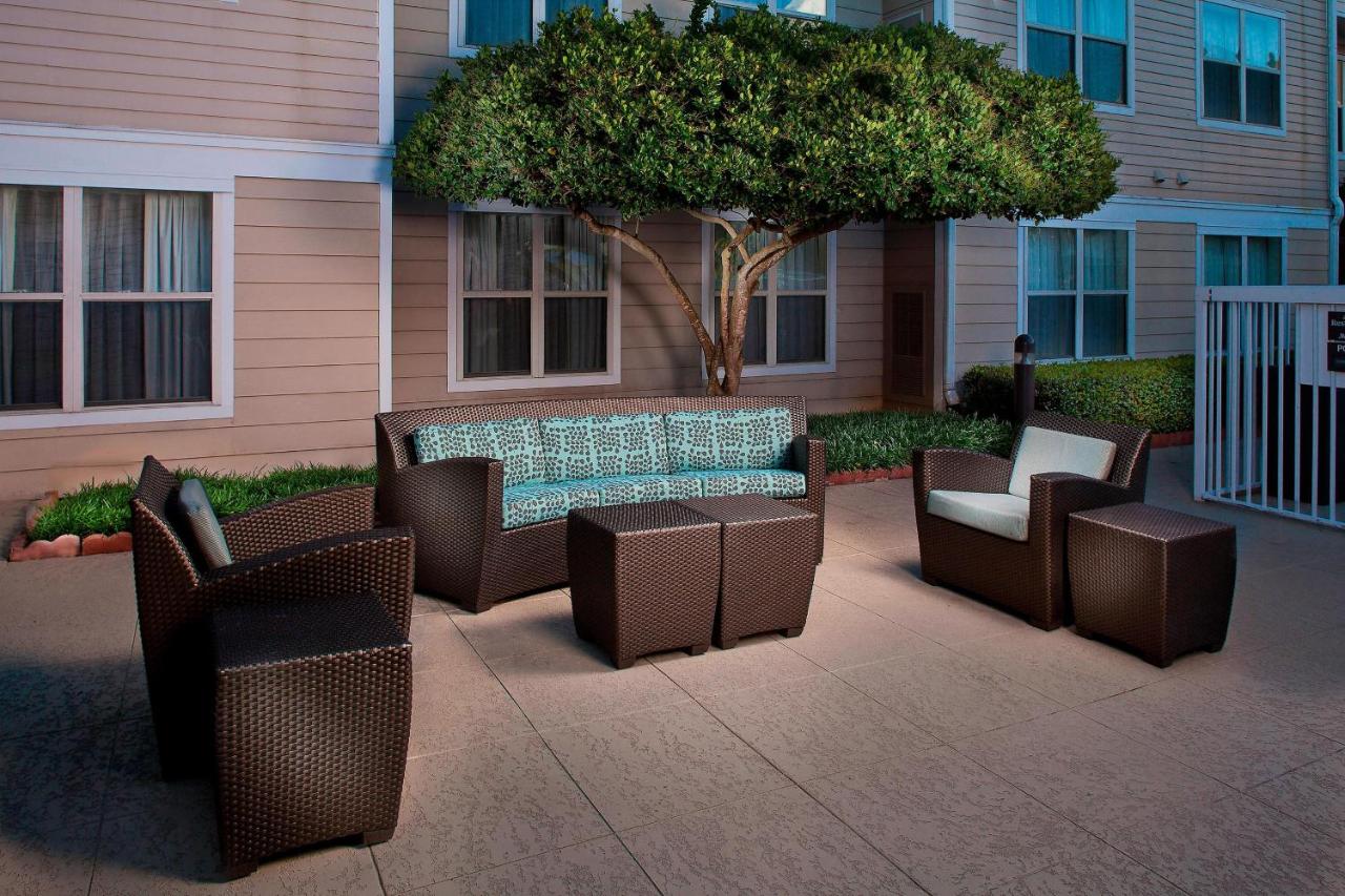 | Residence Inn by Marriott Baton Rouge Siegen Lane