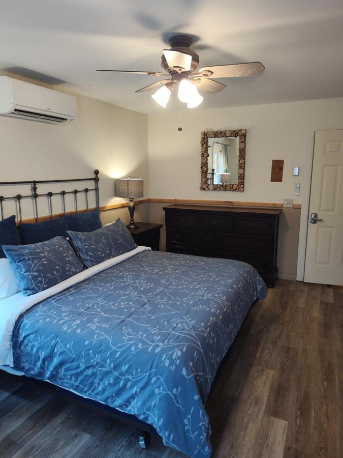  | Doveberry Inn