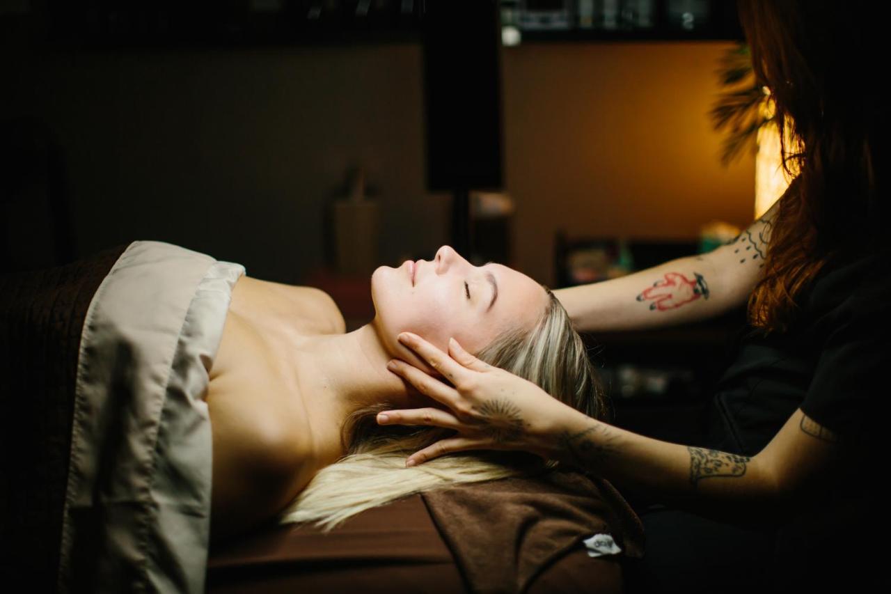 | Earthbox Inn & Spa