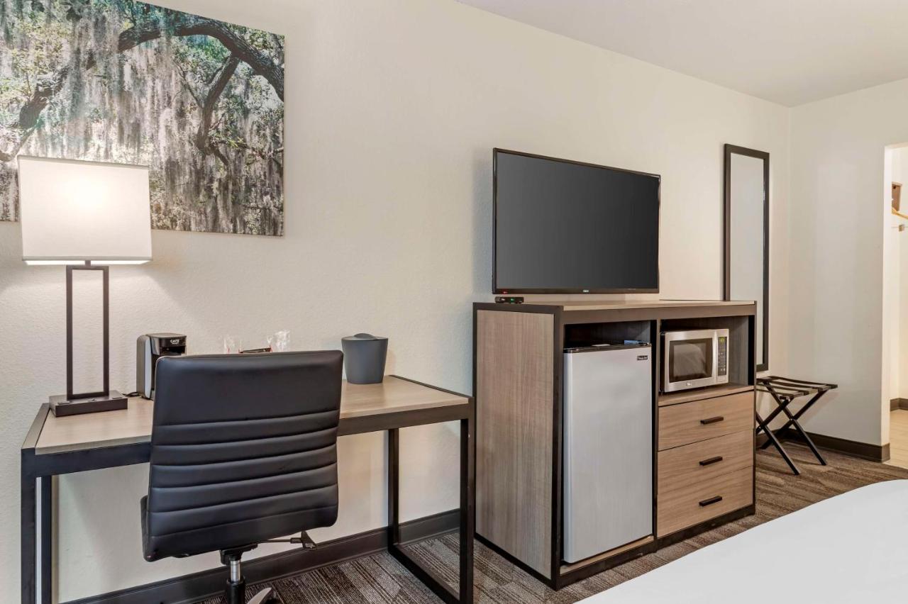  | Best Western Of Alexandria Inn & Suites & Conference Center