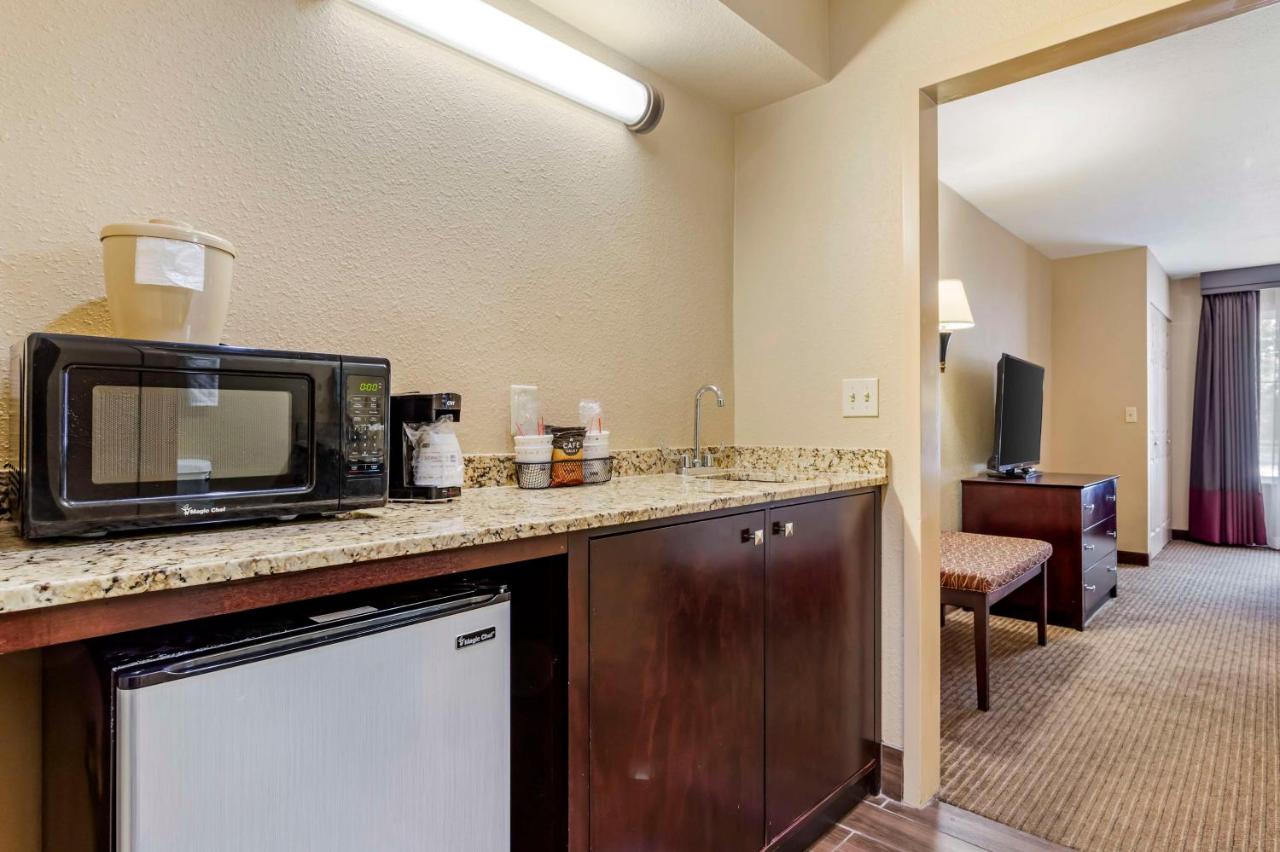  | Best Western Of Alexandria Inn & Suites & Conference Center