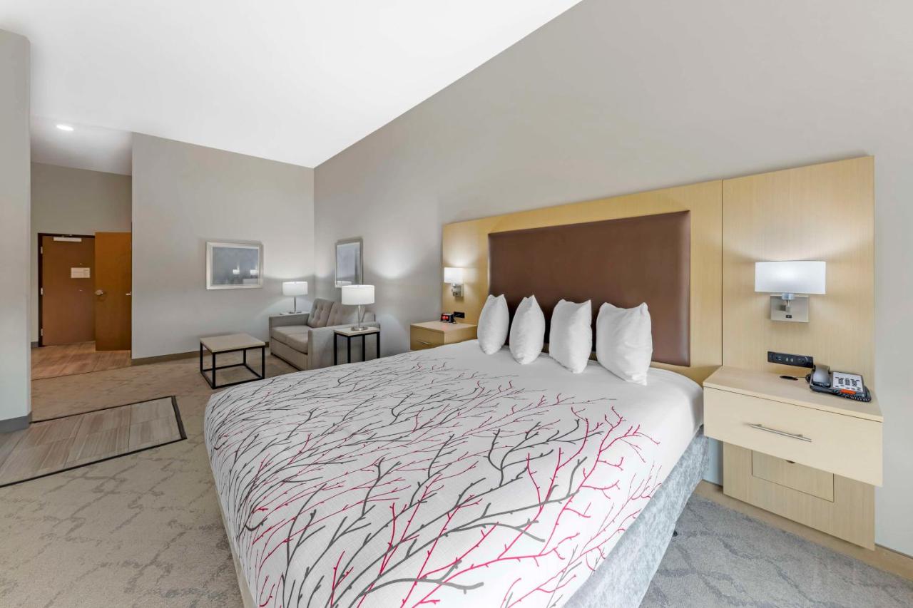 King Suite - Disability Access at Best Western Plus Chickasha Inn