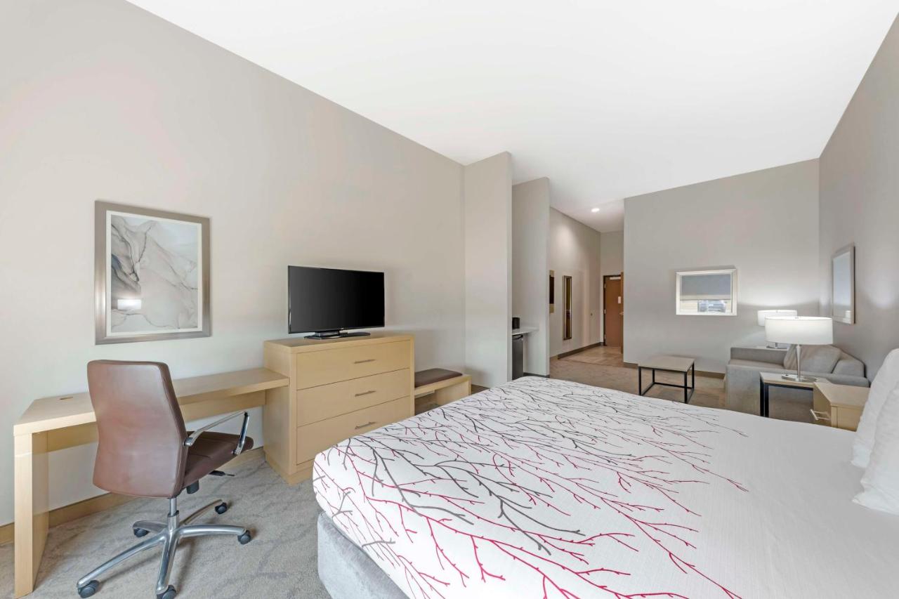 King Suite - Disability Access at Best Western Plus Chickasha Inn
