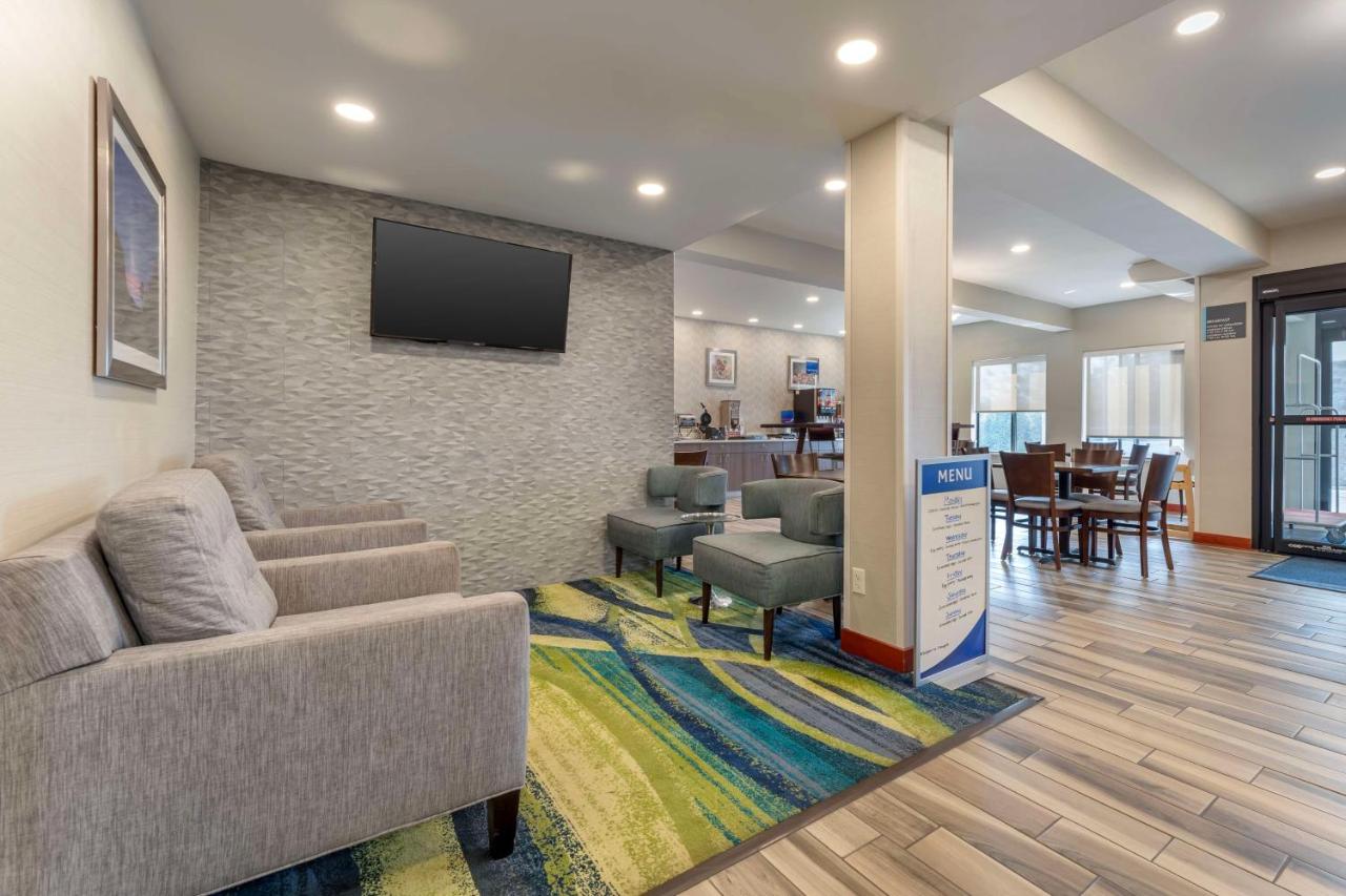 | Best Western St. Clairsville Inn & Suites