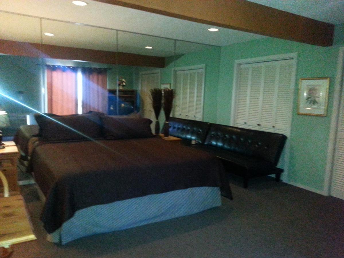 | Lodge At Turkey Cove