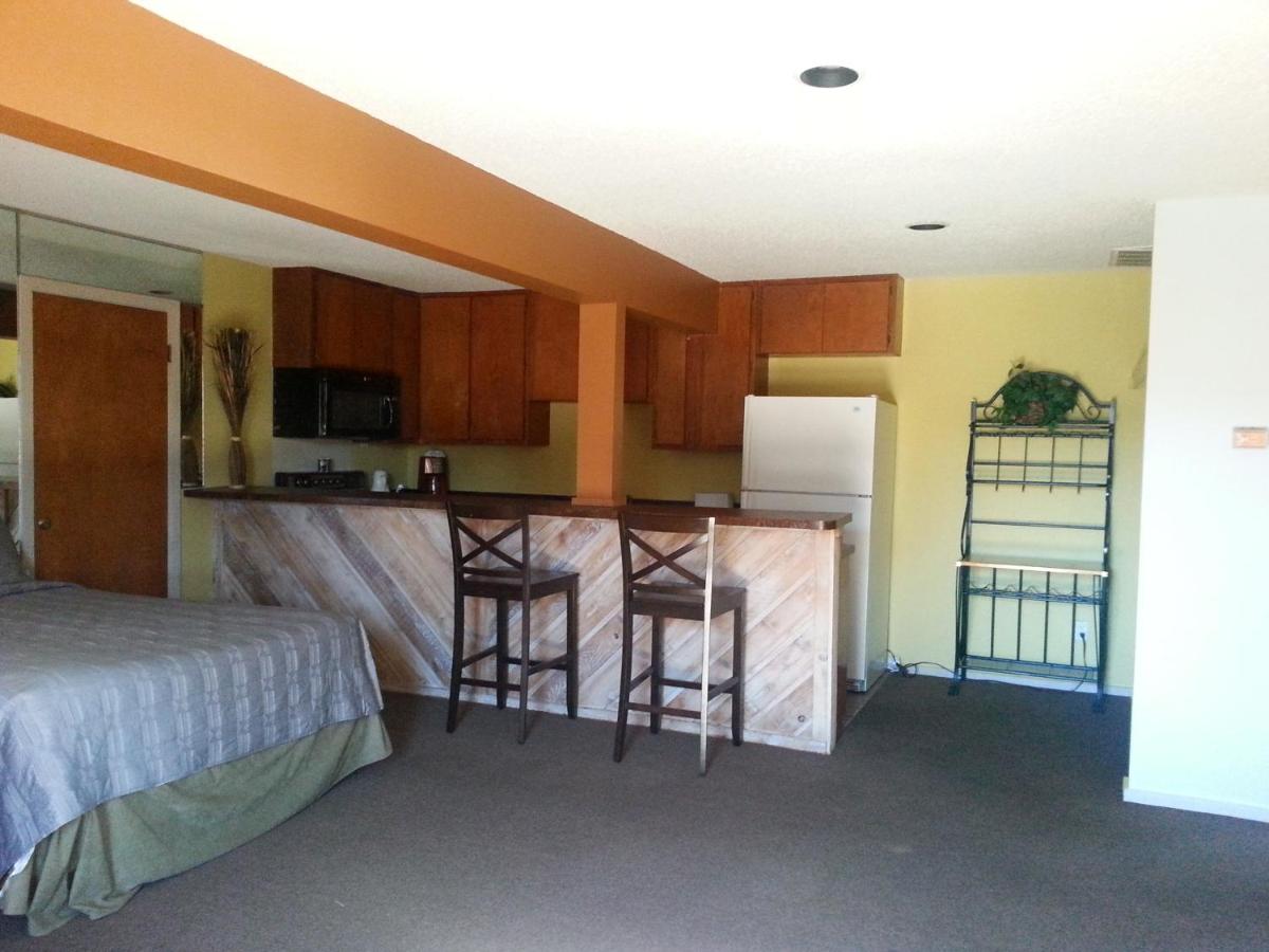 | Lodge At Turkey Cove