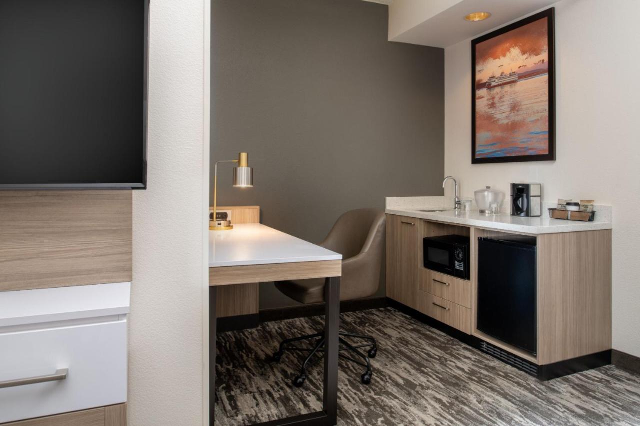 | SpringHill Suites Seattle Downtown