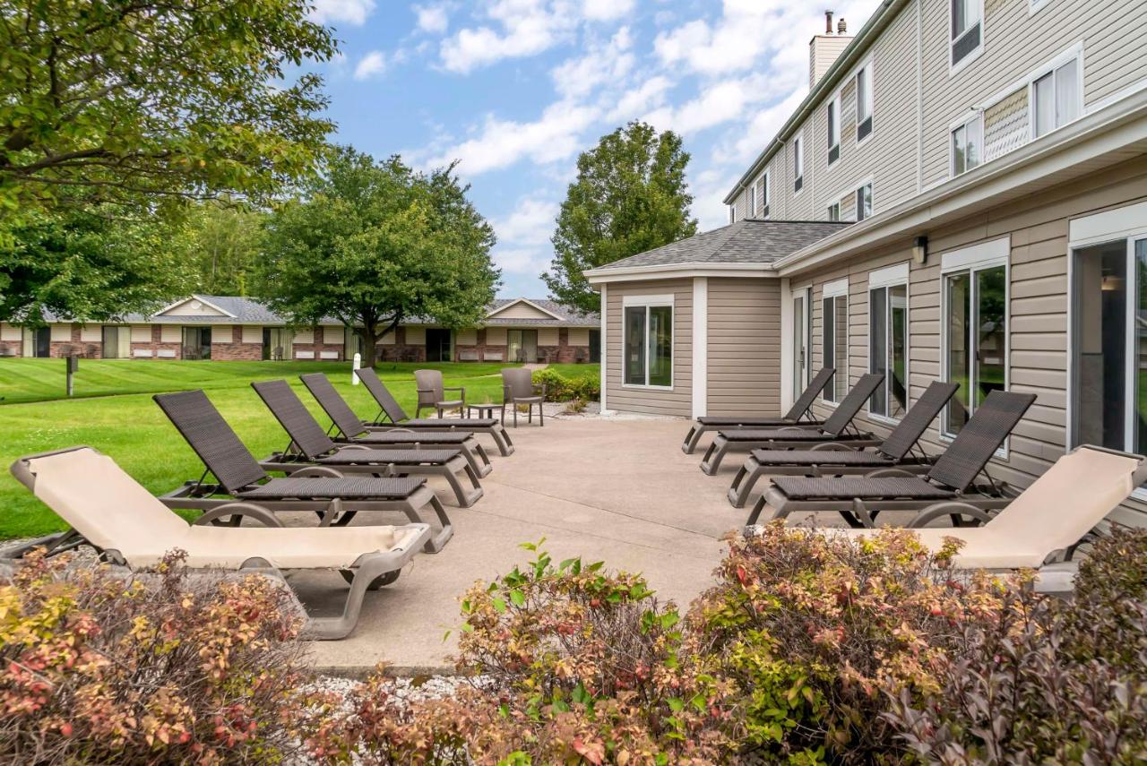  | Best Western Beacon Inn