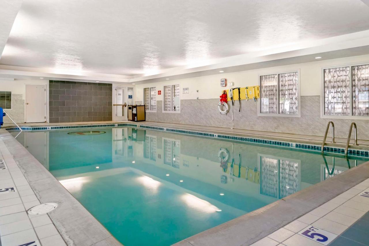 | Best Western Beacon Inn