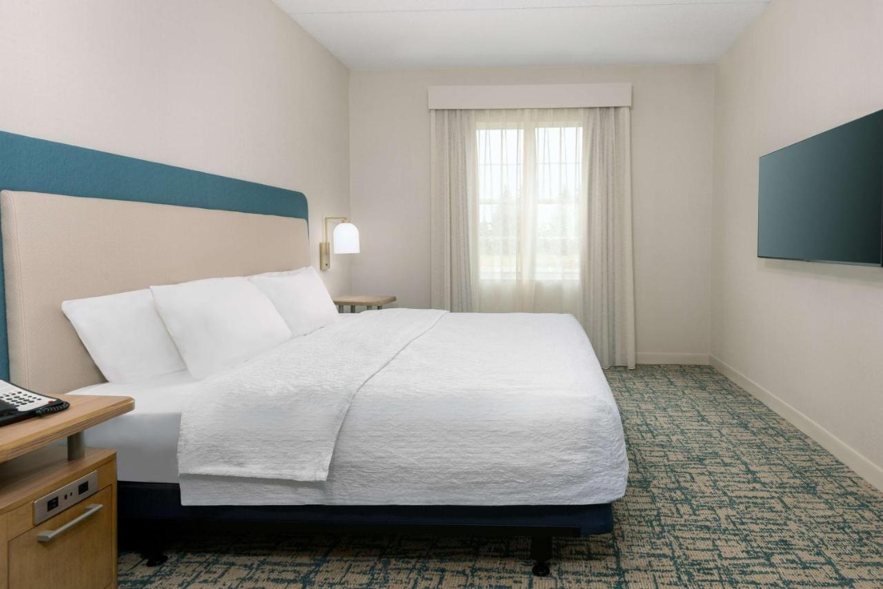 | Homewood Suites by Hilton Buffalo/Airport
