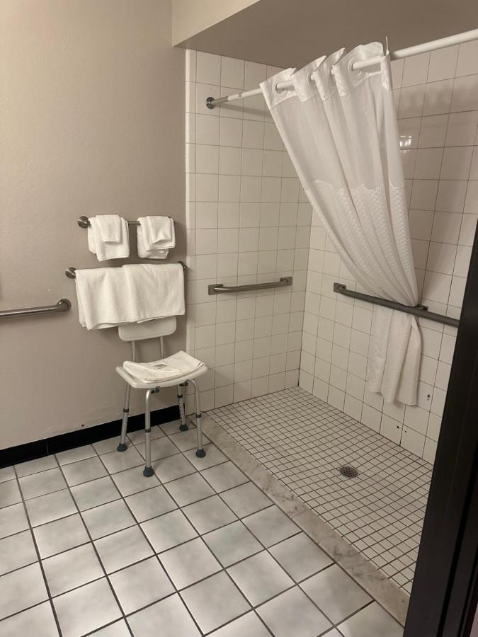 King Room - Mobility Access/Non-Smoking at Super 8 by Wyndham West Branch