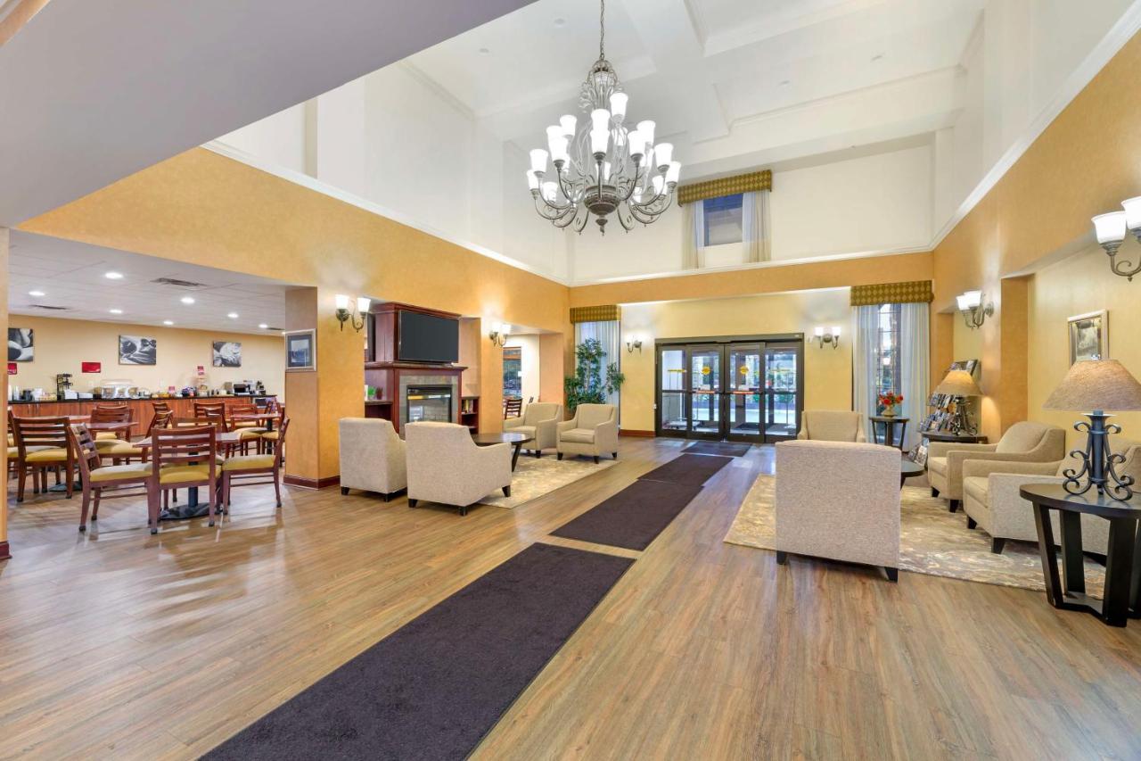 | Best Western PLUS Victor Inn & Suites
