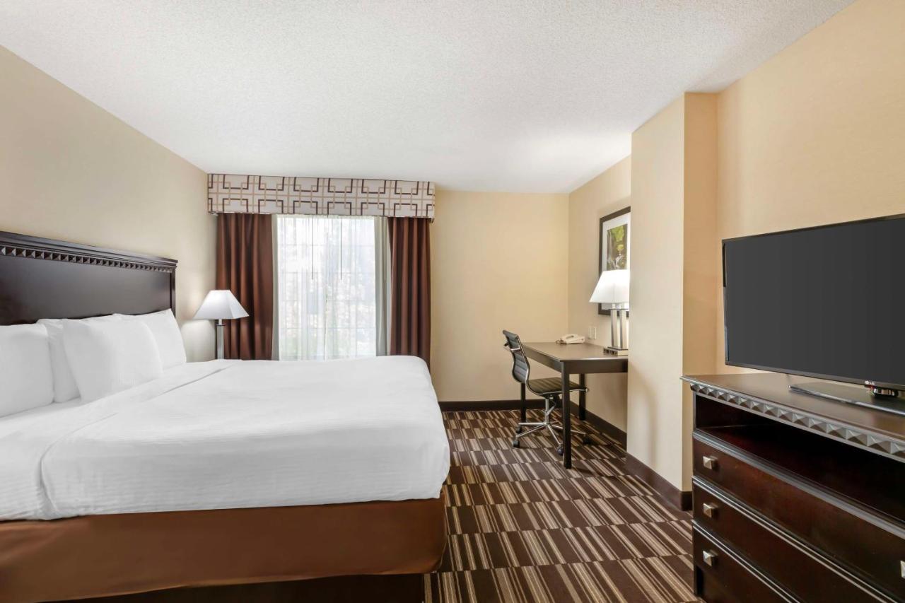 | Best Western PLUS Victor Inn & Suites