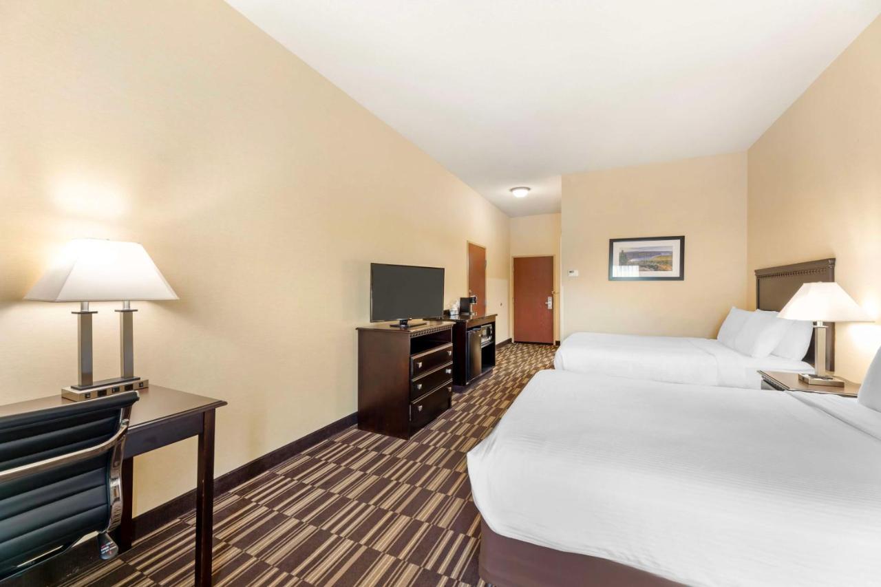 Queen Room with Two Queen Beds - Mobility Accessible/Non-Smoking at Best Western Plus Victor Inn & Suites