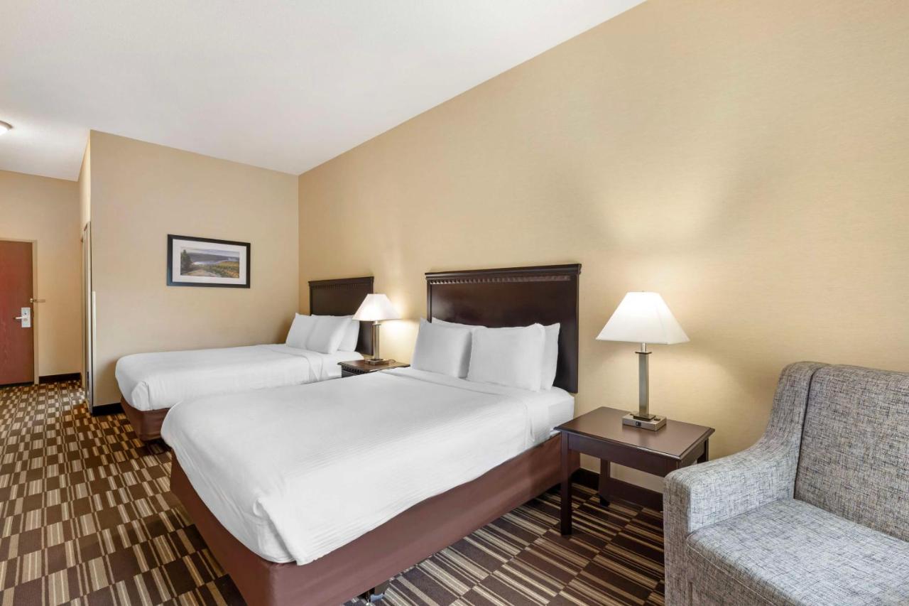 | Best Western PLUS Victor Inn & Suites