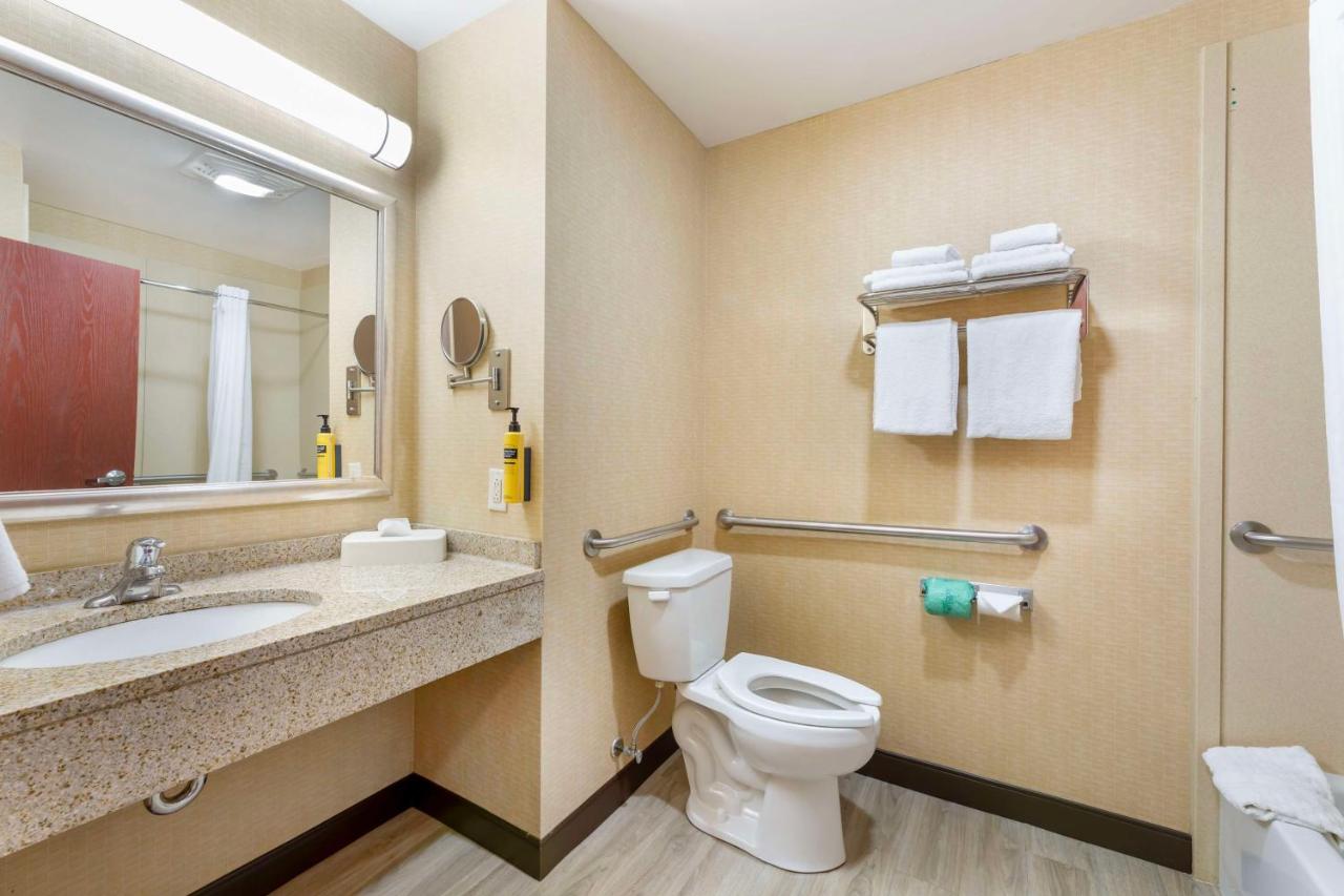 Queen Room with Two Queen Beds - Mobility Accessible/Non-Smoking at Best Western Plus Victor Inn & Suites