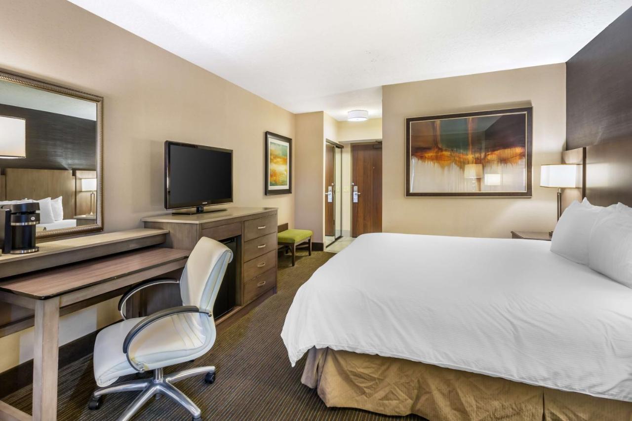  | Best Western Plus CottonTree Inn