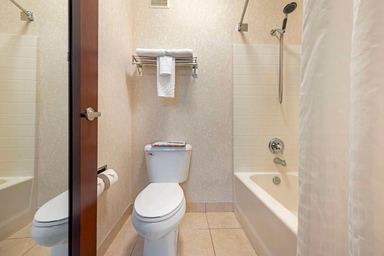 King Room - Non-Smoking at Best Western Plus Northwind Inn & Suites