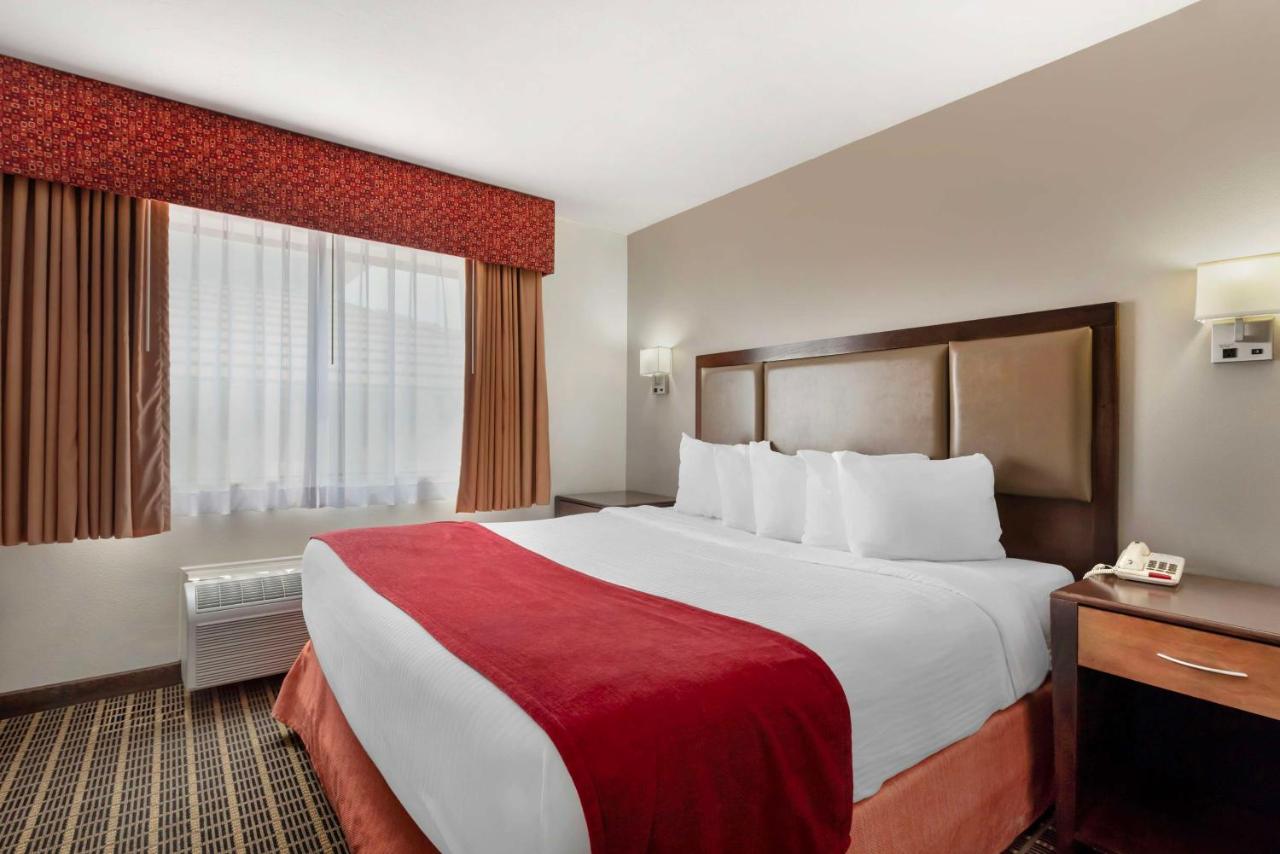  | Best Western Plus Eagleridge Inn & Suites