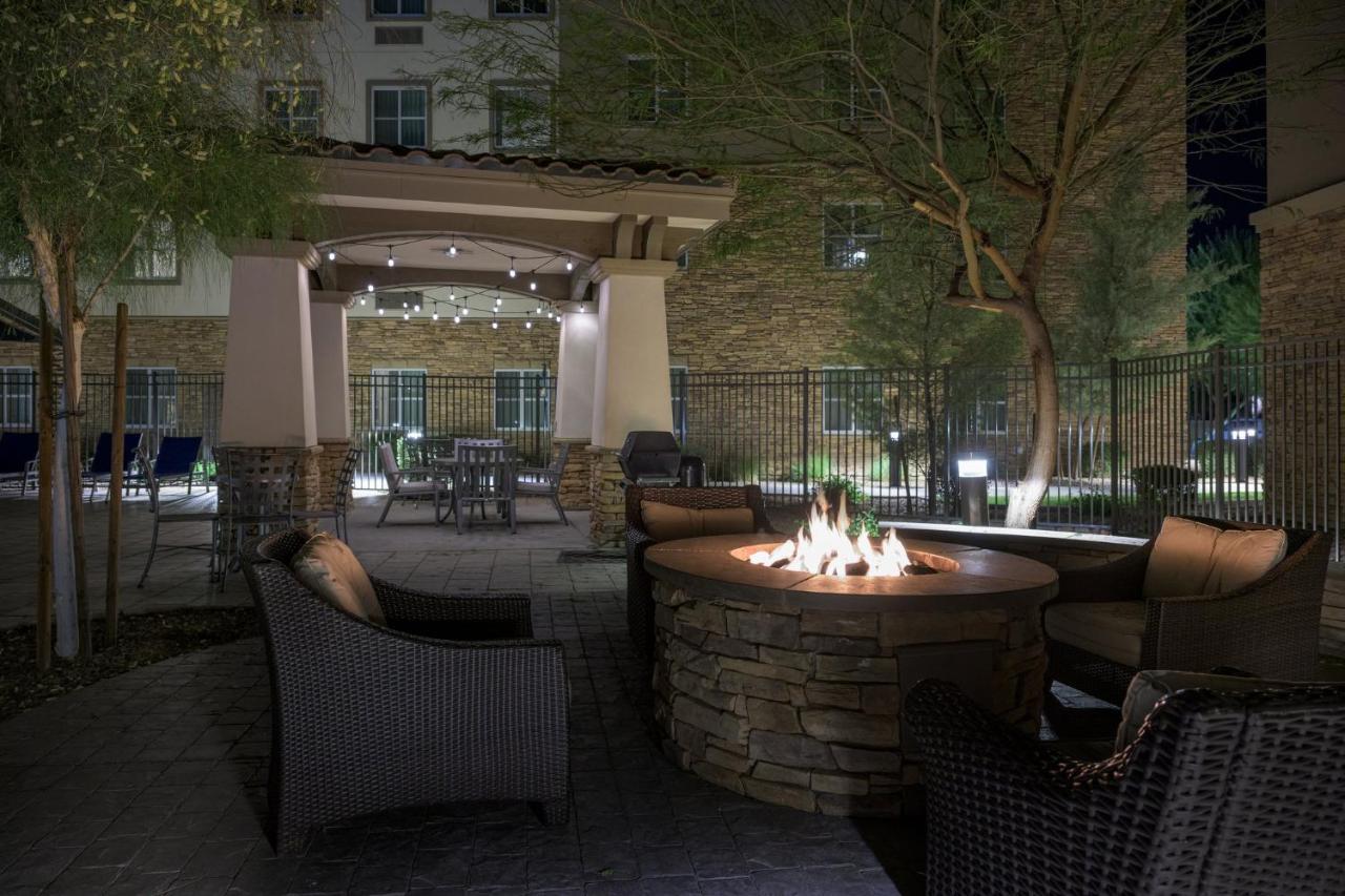  | Holiday Inn Express & Suites Phoenix East - Gilbert, an IHG Hotel