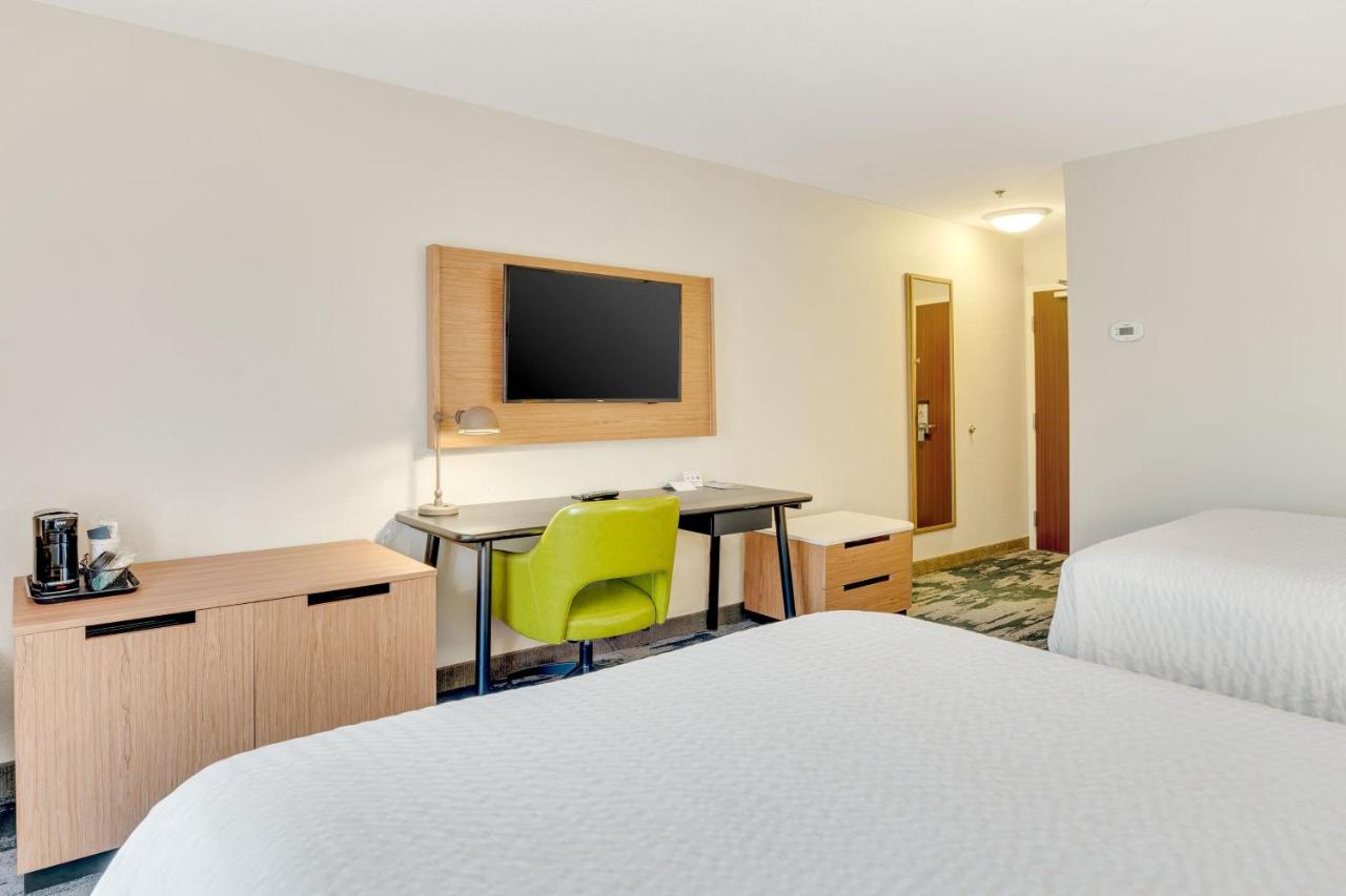  | Fairfield Inn & Suites Fredericksburg